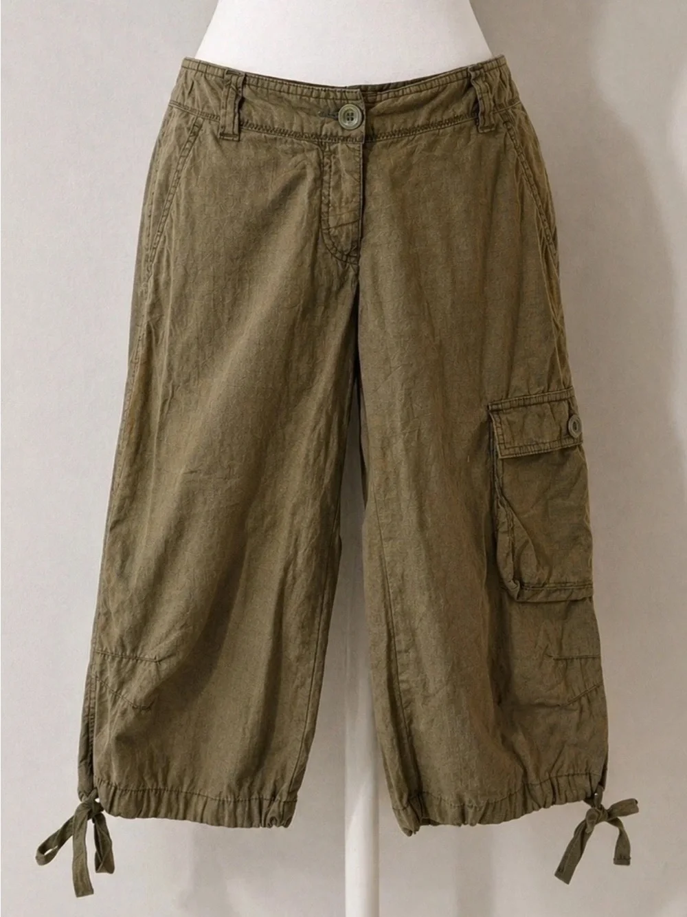 Hei Hei Anthropologie Olive Green Cargo Capri Pants Tie Hem Women’s 6